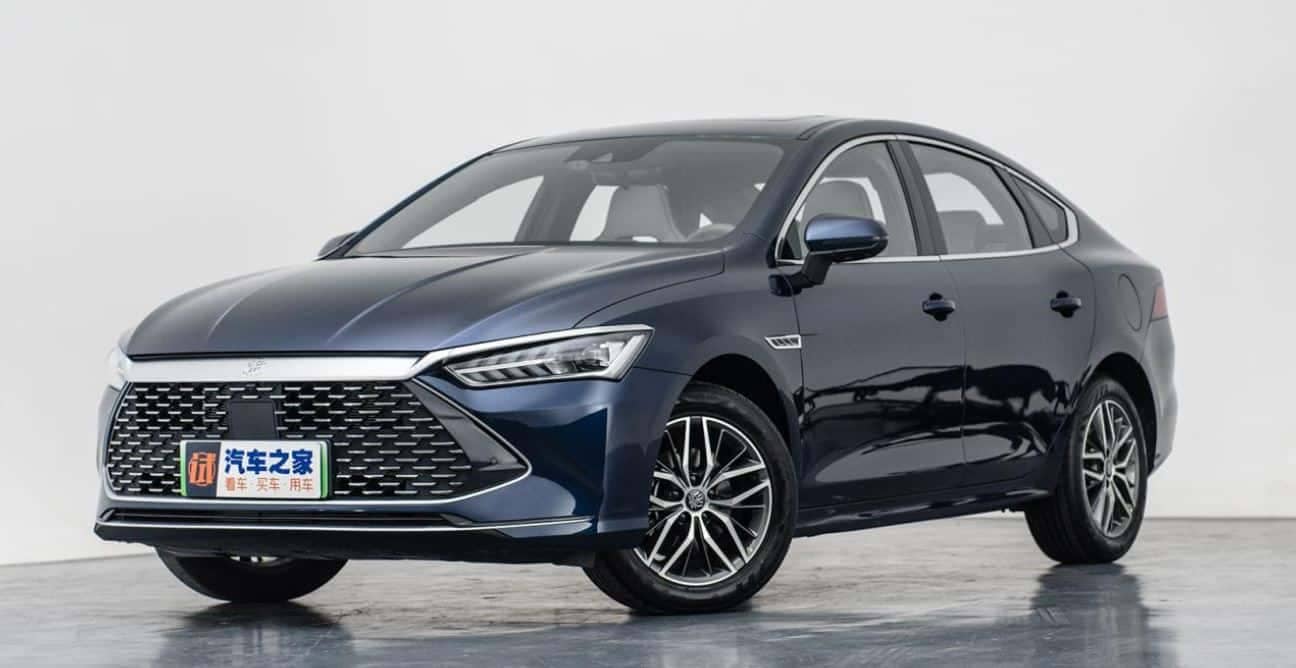 Ķīnas autotirgus BYD Qin