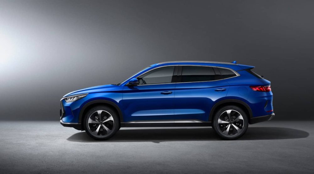 Ķīnas autotirgus BYD SONG modelis